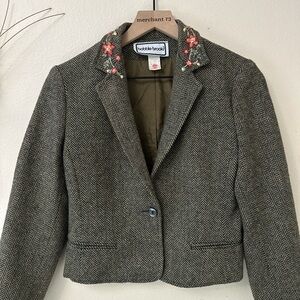 Vintage Bobbie Brooks brown tweed blazer with hand embroidery cropped blazer